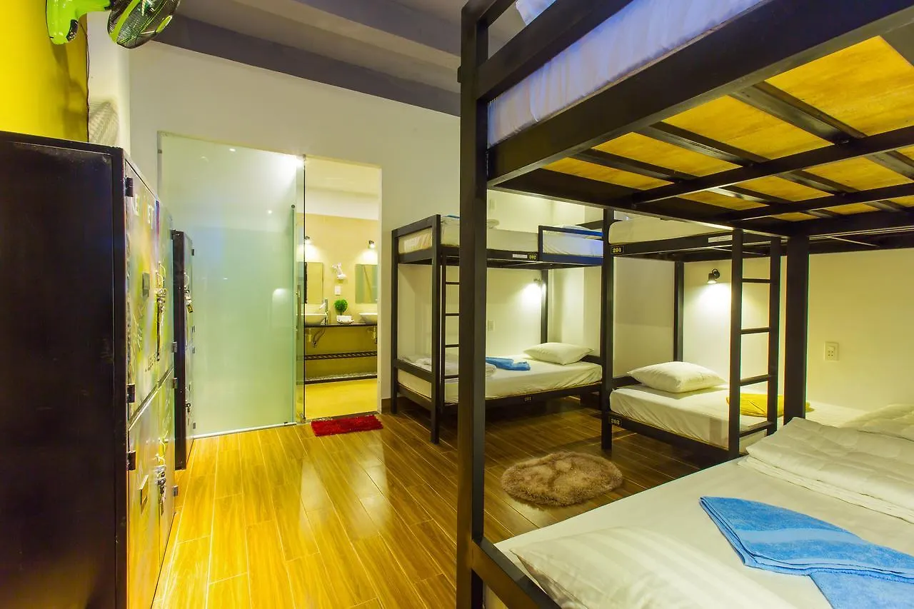 Tango Hostel Da Nang