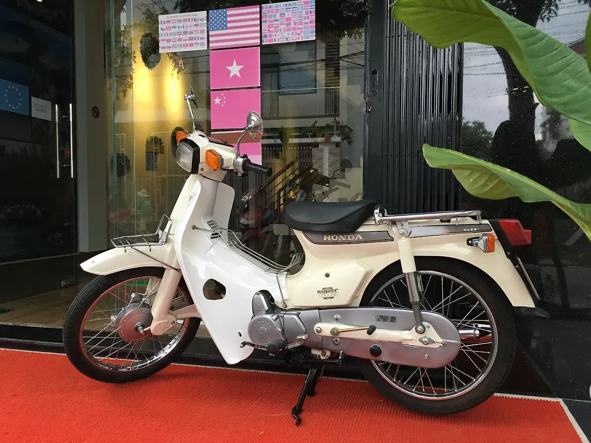 Tango Hostel Da Nang 0*,  Vietnam