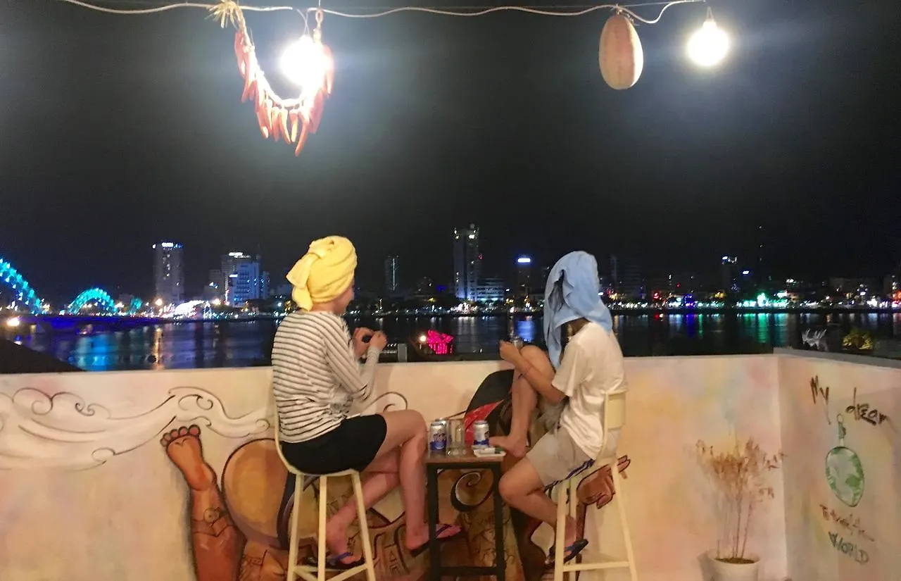 Tango Hostel Da Nang Vietnam